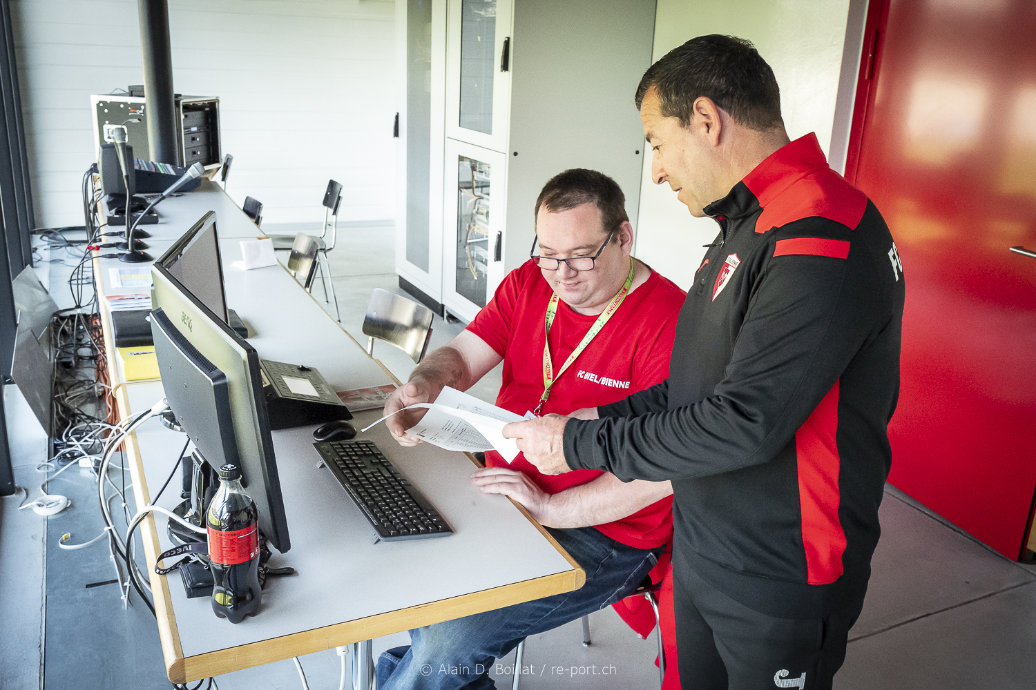 Helfer:innen gesucht